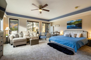 2782 Slopeside condo